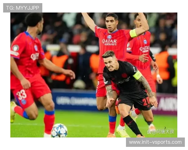 阿什拉夫停赛处罚曝光,巴黎右路防守缺口引发战术调整 阿什拉夫停赛处罚曝光,巴黎右路防守缺口引发战术调整